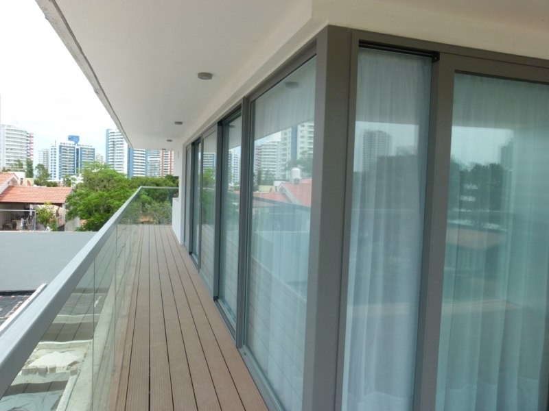 Departamento venta y alquiler en Edificio Chronos de Punta del Este, a pasos de la Playa Brava.